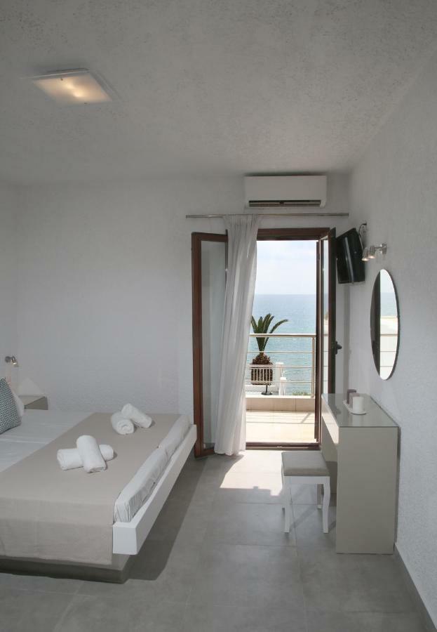 Blue Ocean Apartments Макрі-Ялос Екстер'єр фото